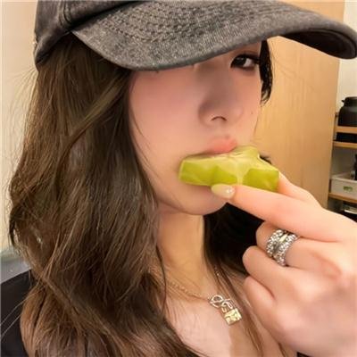 爱在弹指间